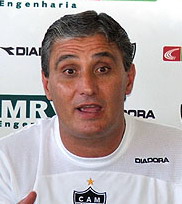 Bachi Adenor L&eacute;onardo